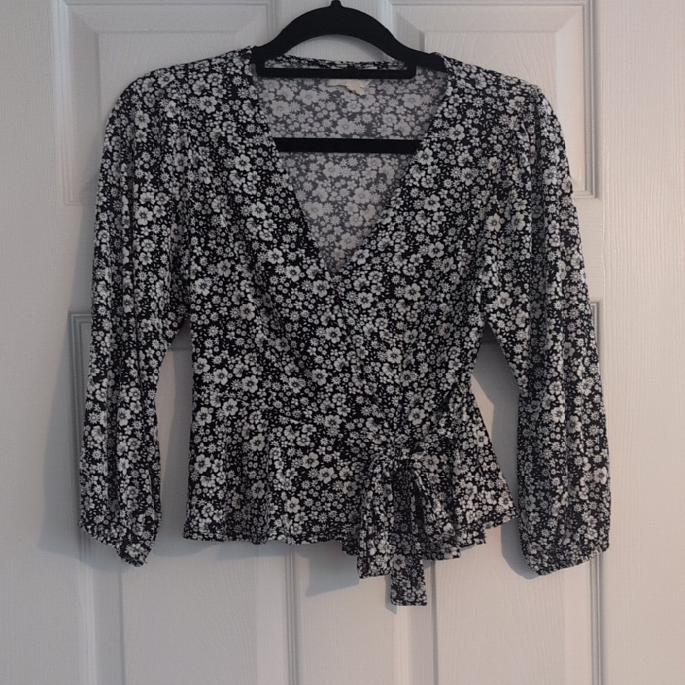 Meraki Black and White Floral Blouse